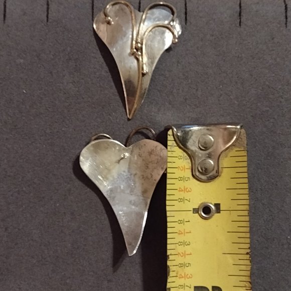 Vintage Modernist Sterling Groves Heart Earrings - Picture 8 of 9